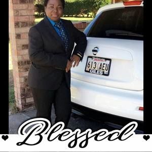 Meet your Posher, Raissa